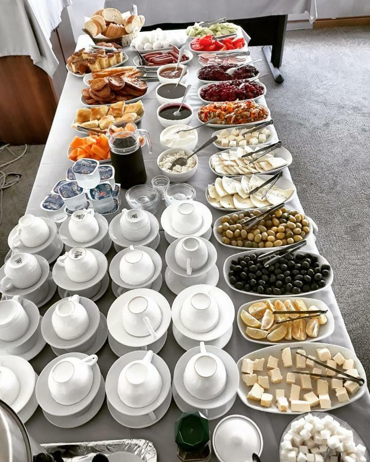 Hotel Istanbul Batumi Ngoại thất bức ảnh